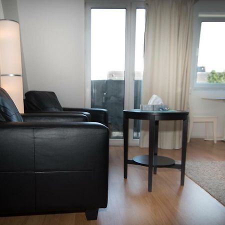 דיסלדורף Business & Tourist Apartment מראה חיצוני תמונה