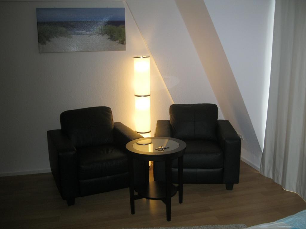 דיסלדורף Business & Tourist Apartment מראה חיצוני תמונה