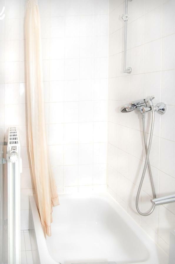 דיסלדורף Business & Tourist Apartment מראה חיצוני תמונה