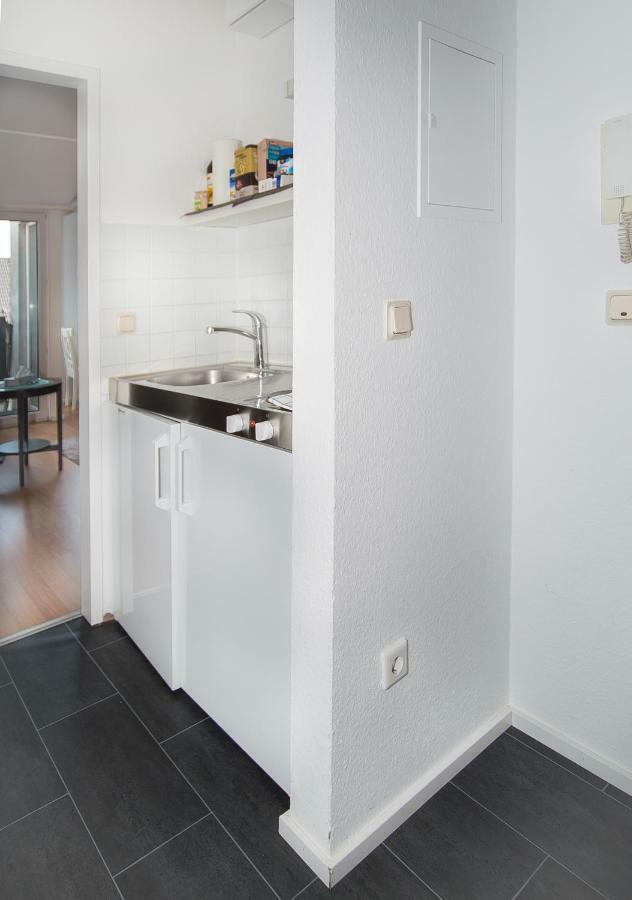 דיסלדורף Business & Tourist Apartment מראה חיצוני תמונה